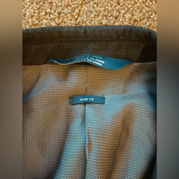 Van Heusen slim fit Mens suit - Picture 3 of 7